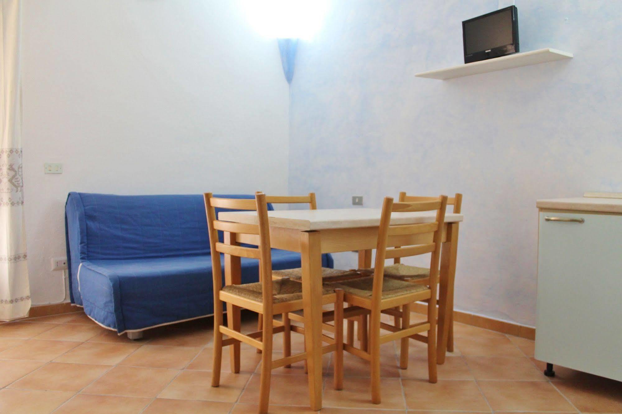Residence Blue Corner Porto Pollo Палау Экстерьер фото